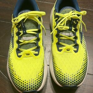 Men’s size 13 Brooks running shoes. COLOR IS LIME GREEN AND BLUE.